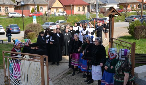 Inštalácia zborovej farárky v obci Betliar - vystúpenie FSk Hôra