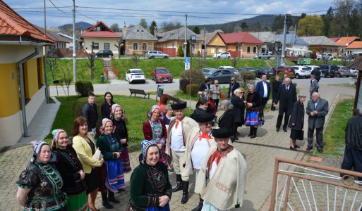 Inštalácia zborovej farárky v obci Betliar - vystúpenie FSk Hôra