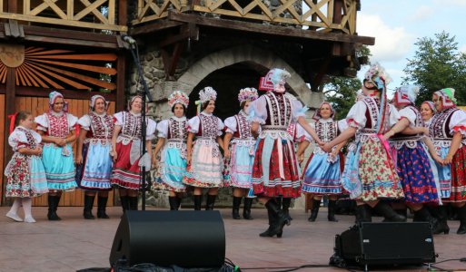 Folklórna skupina 2