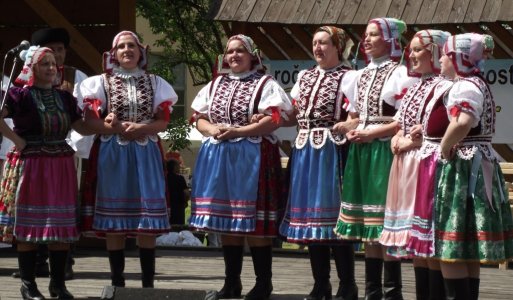 Folklórna skupina 4