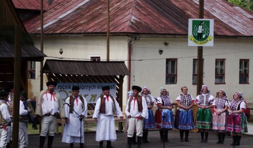 Folklórna skupina 4