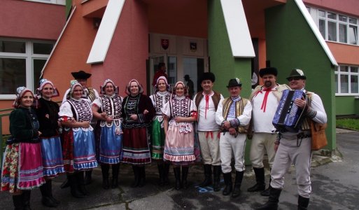 Folklórna skupina 5